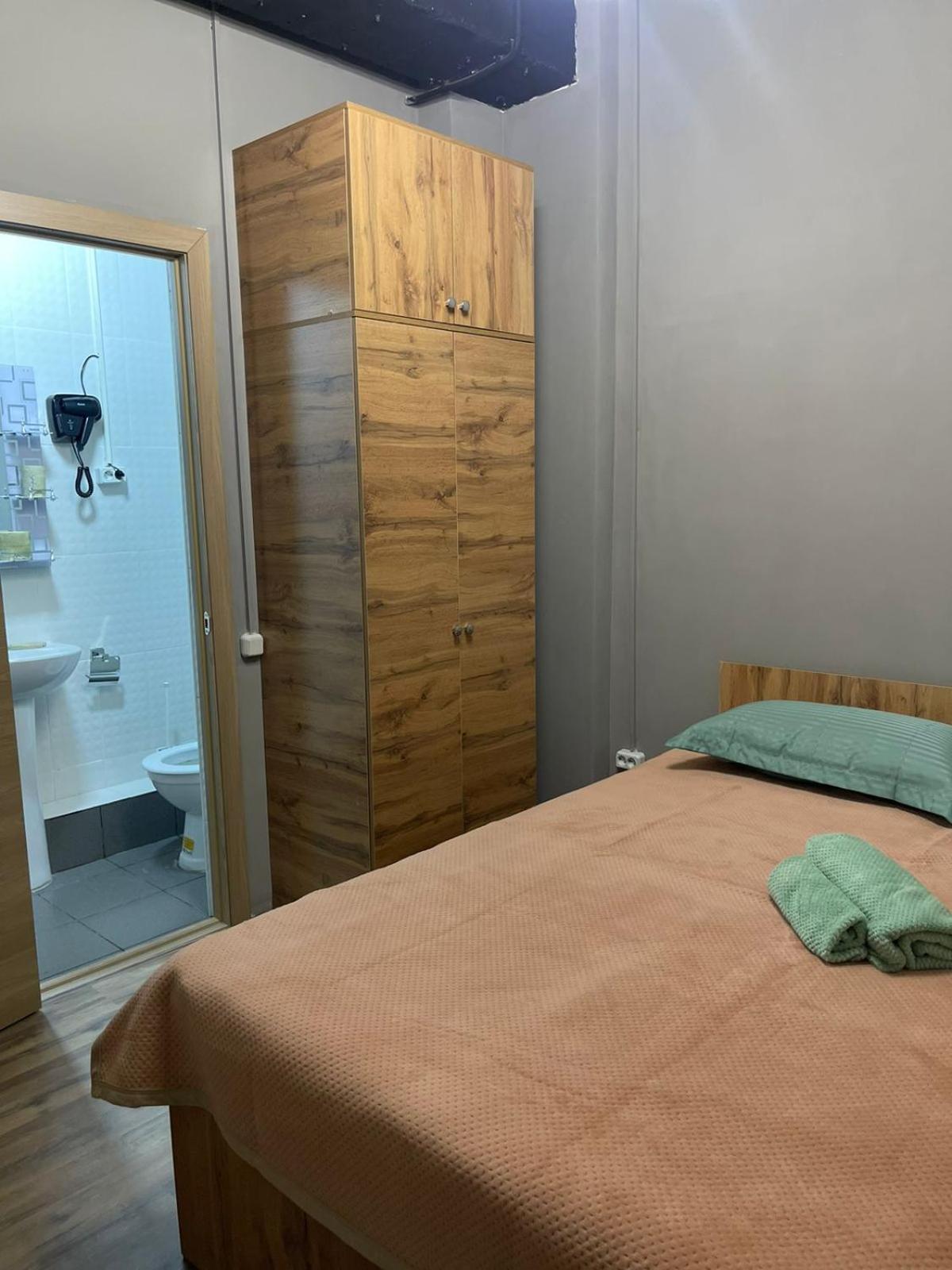 Hostel Kochevnik Capsule Hotel Almaty Exterior photo