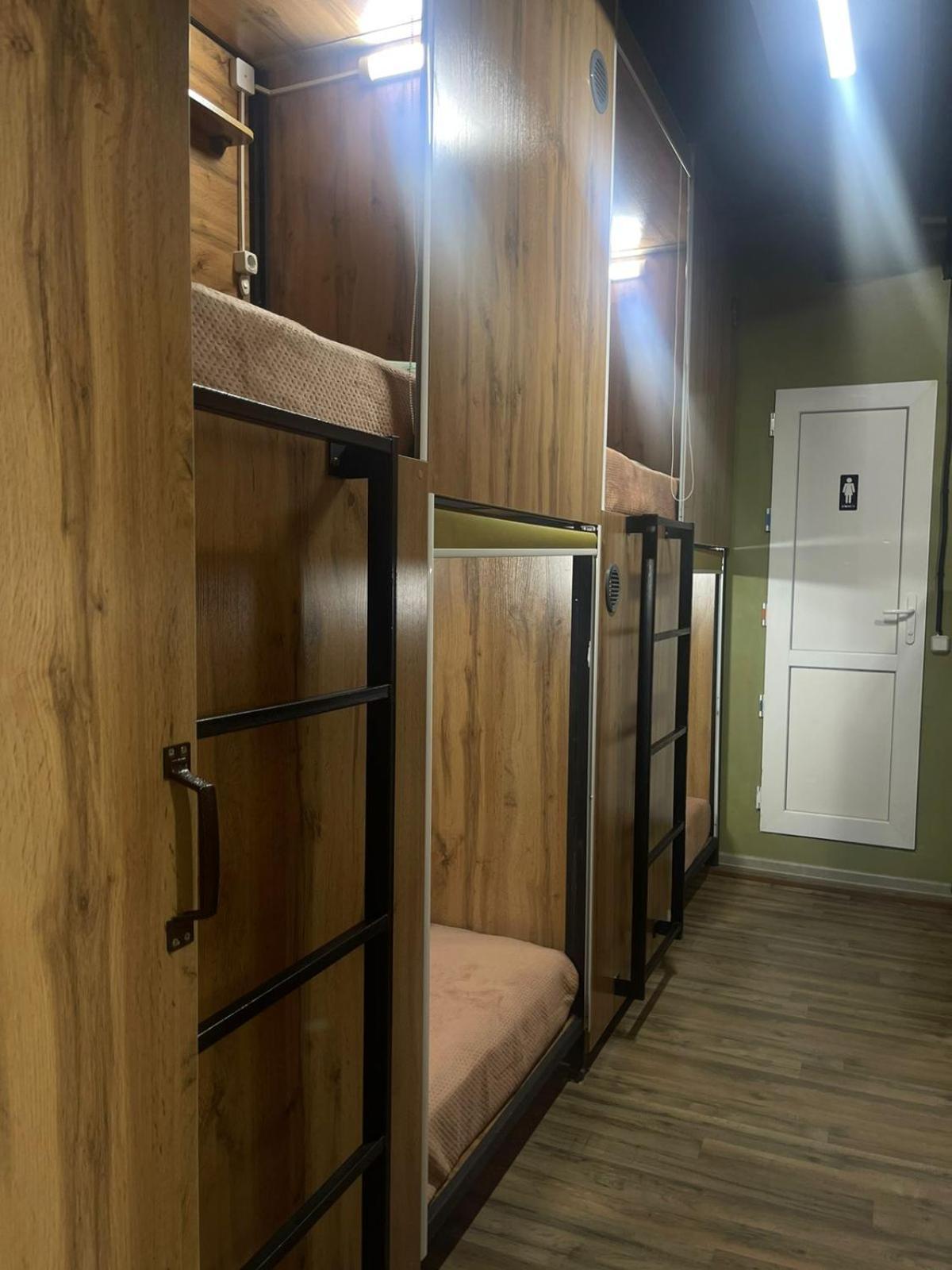Hostel Kochevnik Capsule Hotel Almaty Exterior photo