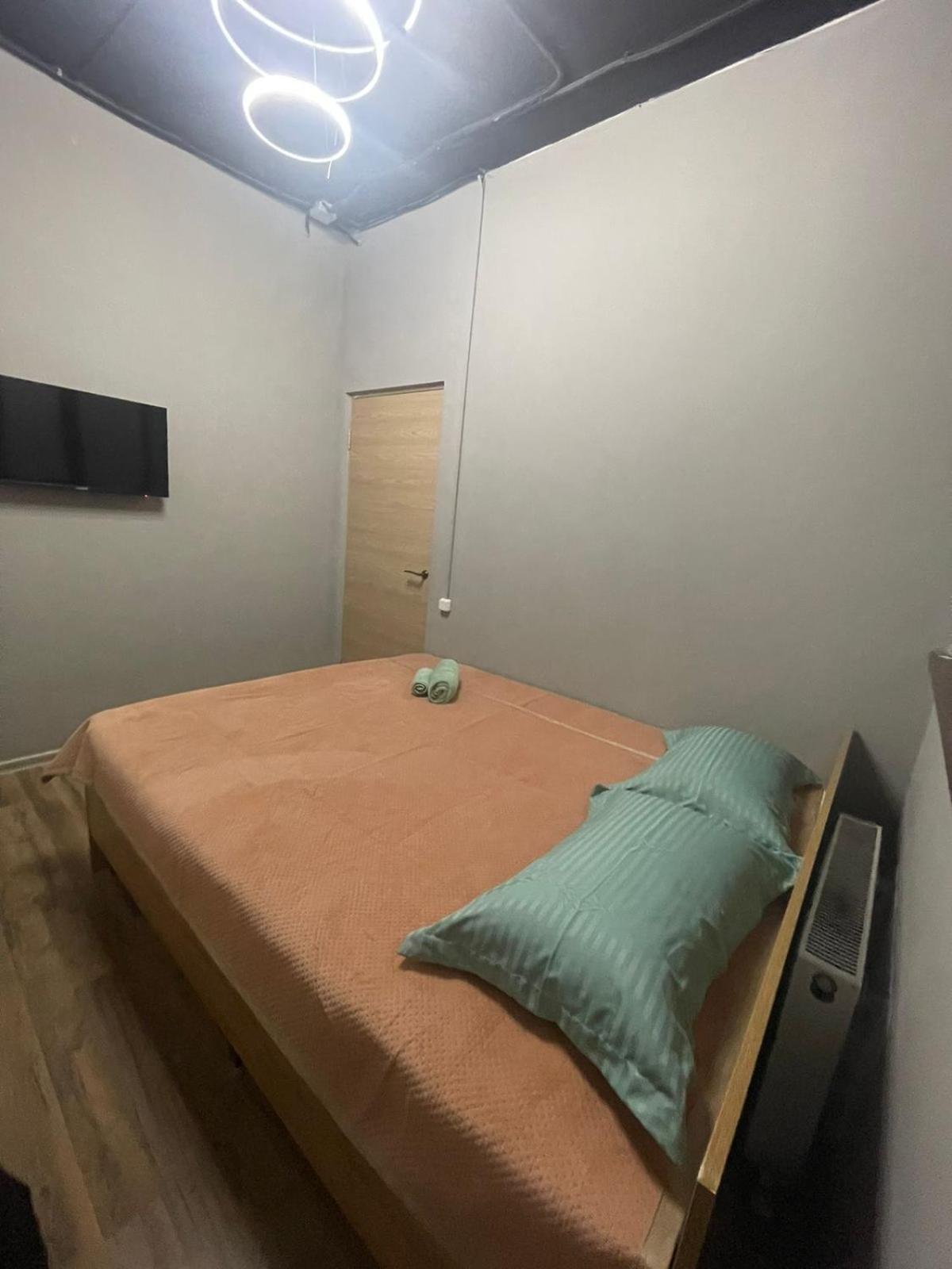 Hostel Kochevnik Capsule Hotel Almaty Exterior photo