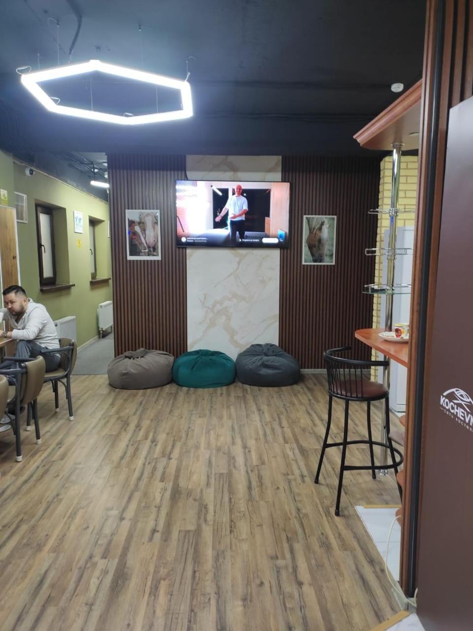 Hostel Kochevnik Capsule Hotel Almaty Exterior photo